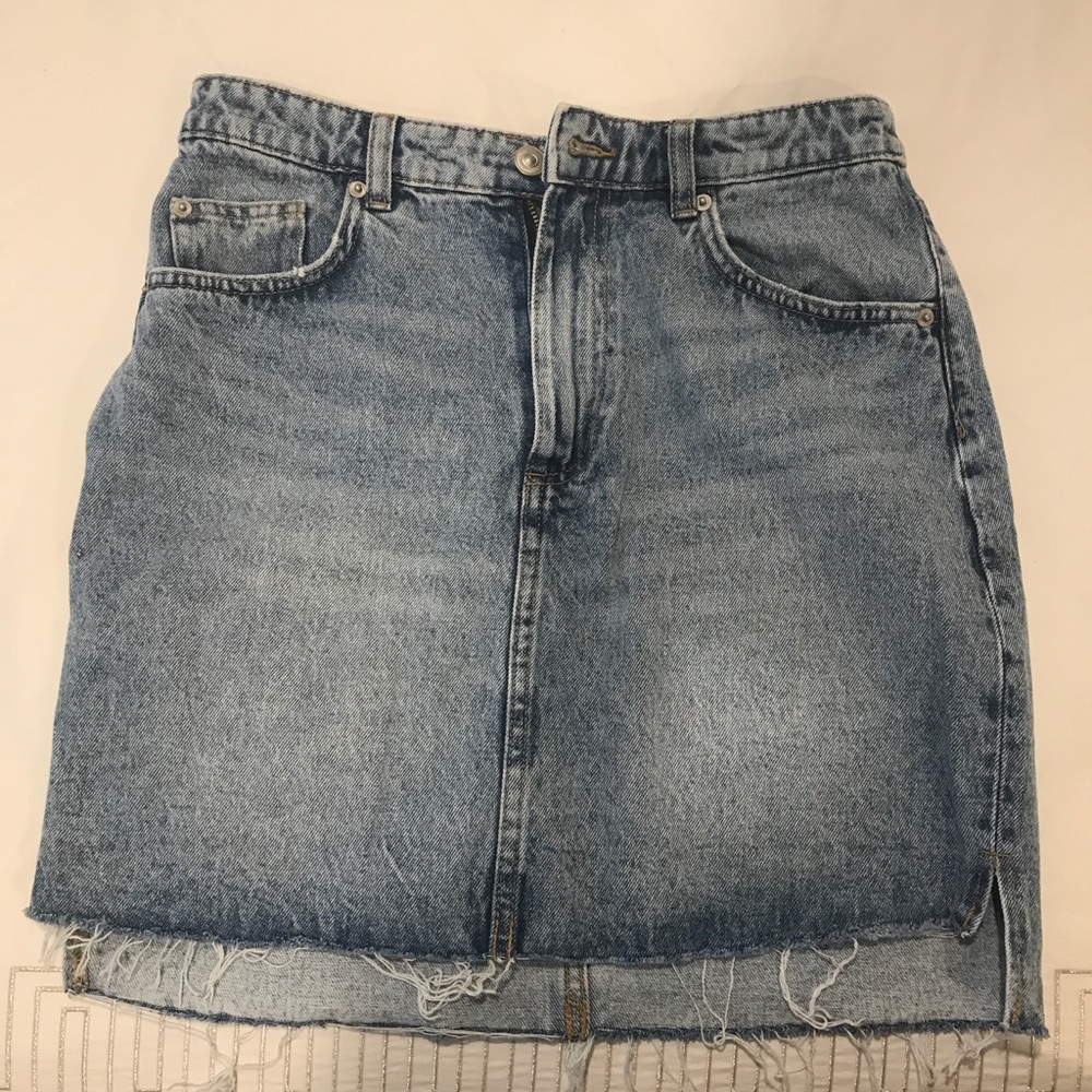 H&M denim mini skirt